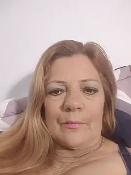 Snapshot of Casandra_Cruz chatting on 10-15-25, 01:37 Casandra Cruz online show from 10-15-25, 01:37