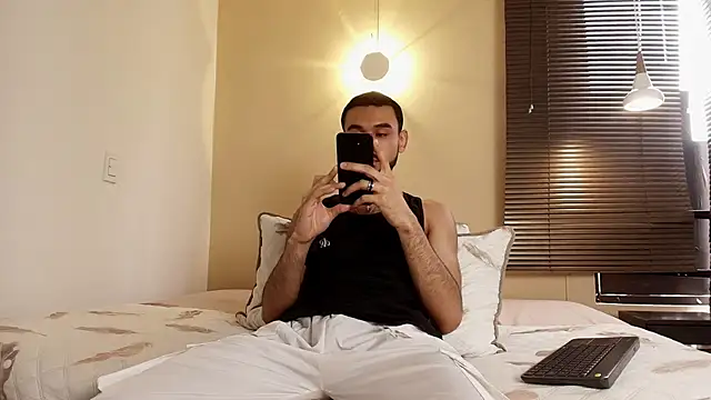 Axel Moon S online show from 11-05-25, 07:17