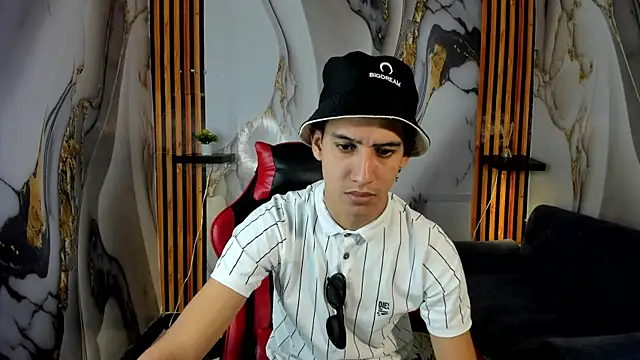 Ken BoySlim online show from 09-17-25, 08:00