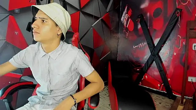 Ken BoySlim online show from 09-13-25, 03:06