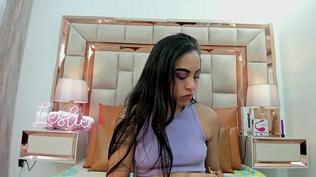 Leslie Bussh  online show from 10-07-25, 07:48