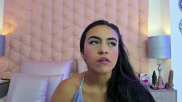 Leslie Bussh  online show from 03-22-26, 01:12