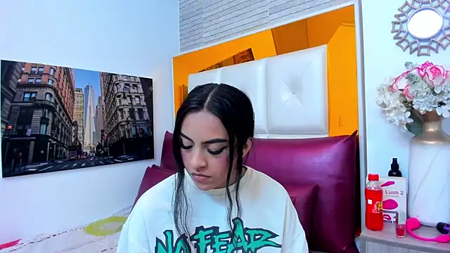 Leslie Bussh  online show from 04-24-26, 12:51