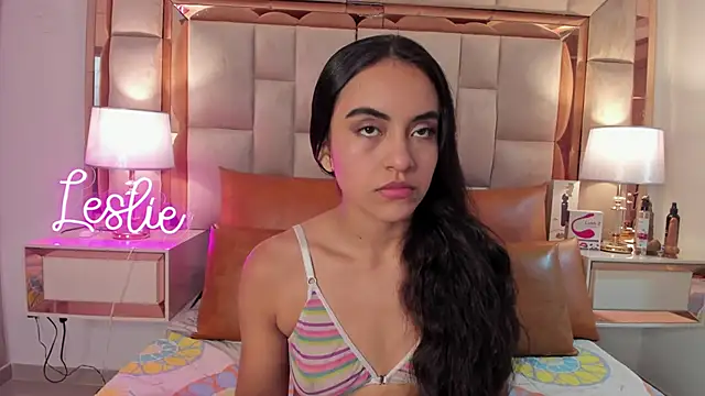 Leslie Bussh  online show from 11-14-25, 08:01