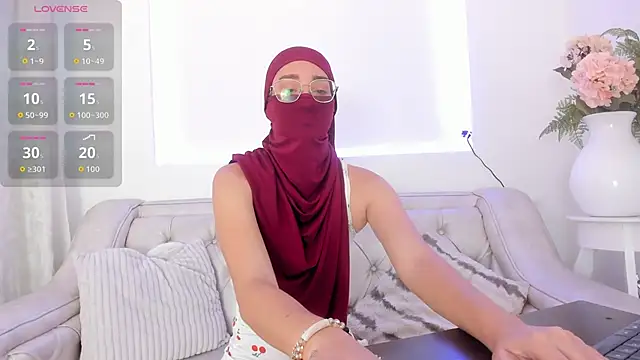 Ridwana  online show from 09-17-25, 01:02