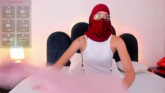 Ridwana  online show from 03-18-26, 01:35