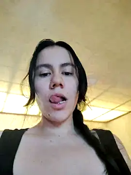 Snapshot of valen-sexx chatting on 05-09-26, 08:34 valen-sexx online show from 05-09-26, 08:34