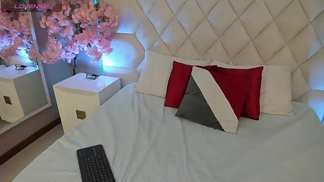 Adara  carter  online show from 10-26-25, 12:49