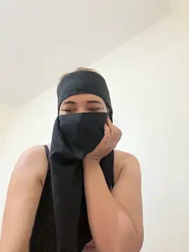 Wild-Nayra online show from 10-16-25, 02:47