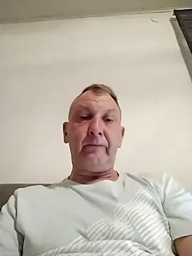 niezlomny75 online show from 09-10-25, 10:42