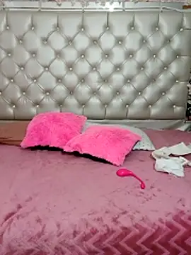 ZARAY 1118 online show from 11-26-25, 08:53