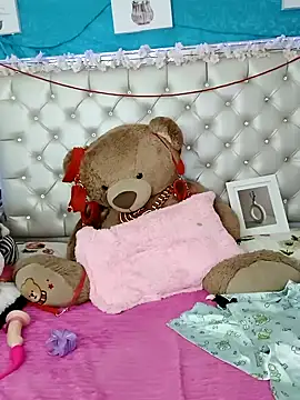 ZARAY 1118 online show from 10-19-25, 09:39