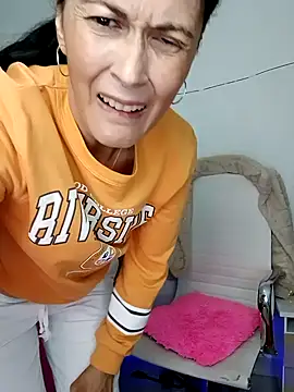 ZARAY 1118 online show from 10-22-25, 10:52