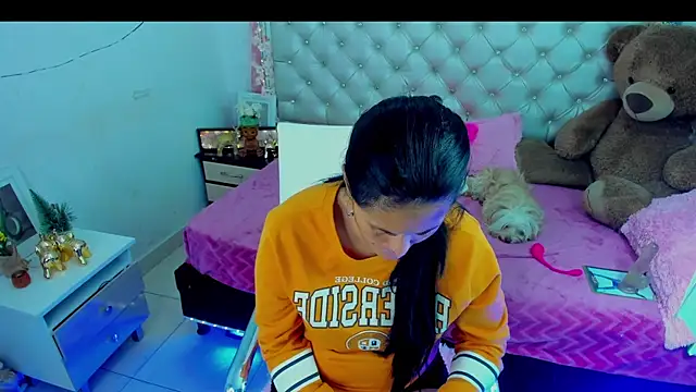 ZARAY 1118 online show from 09-17-25, 11:29