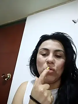 vanessa-titisM online show from 11-13-25, 02:15