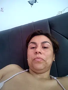 vanessa-titisM online show from 05-10-26, 05:15