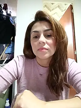 Snapshot of vanessa-titisM chatting on 10-04-25, 03:19 vanessa-titisM online show from 10-04-25, 03:19