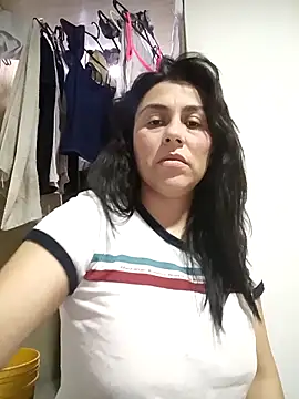 vanessa-titisM online show from 12-14-25, 01:34