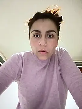 Snapshot of vanessa-titisM chatting on 10-12-25, 03:08 vanessa-titisM online show from 10-12-25, 03:08