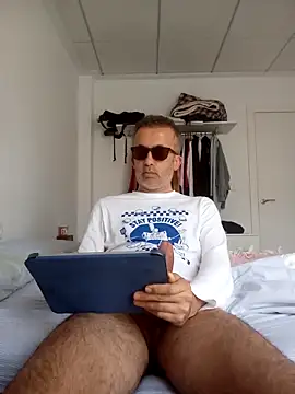 EmilioTaladdro online show from 05-01-26, 05:56