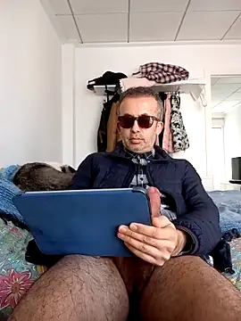 EmilioTaladdro online show from 03-12-26, 11:25