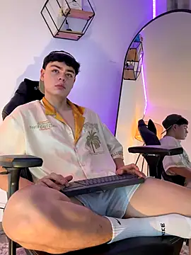 Snapshot of Im_Juaniito chatting on 09-12-25, 02:12 Im Juaniito online show from 09-12-25, 02:12