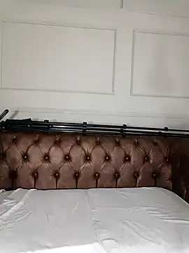 ArielBlossom    online show from 11-26-25, 11:10