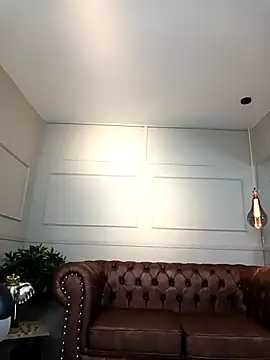 ArielBlossom    online show from 01-17-26, 11:58