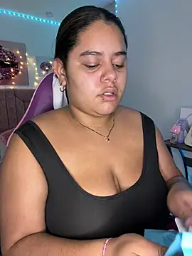 Anabelle 00  online show from 04-17-26, 03:09