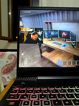 LAZ3R1 online show from 11-11-25, 06:47