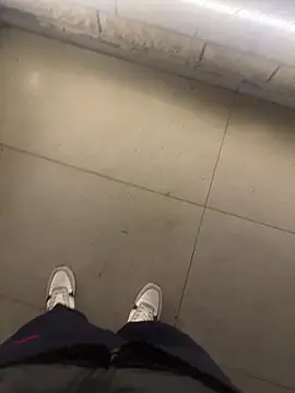 LAZ3R1 online show from 11-15-25, 03:27