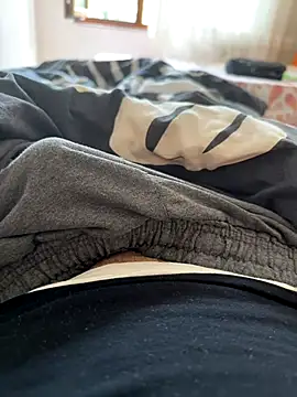 LAZ3R1 online show from 10-10-25, 07:42