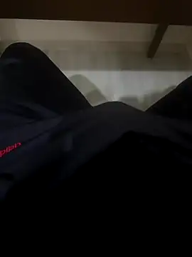 LAZ3R1 online show from 12-01-25, 02:12