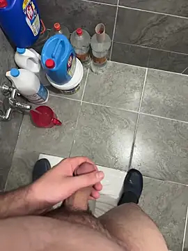 LAZ3R1 online show from 09-28-25, 08:49