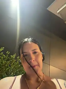 GabyMejiaa online show from 05-15-26, 10:52