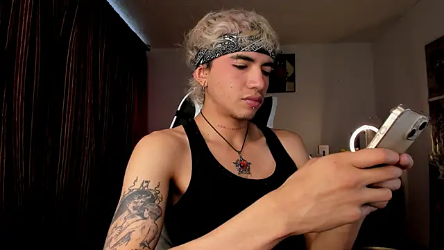 guynextdo0r online show from 10-22-25, 08:30