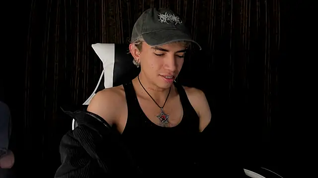 guynextdo0r online show from 12-17-25, 10:59