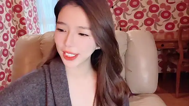 miss-lin online show from 11-23-25, 05:06
