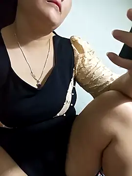 Tamara-a online show from 04-08-26, 01:12