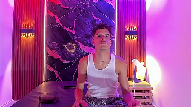 Snapshot of Lucky_boys__X chatting on 10-21-25, 12:15 Lucky boys X online show from 10-21-25, 12:15