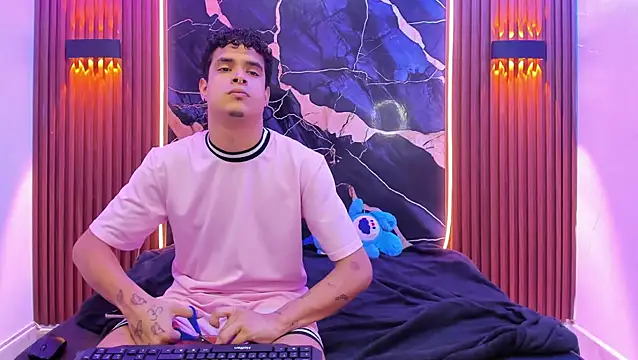 Lucky boys  X online show from 03-12-26, 07:40