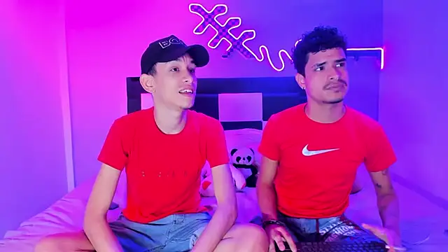 Snapshot of Lucky_boys__X chatting on 02-21-26, 04:09 Lucky boys X online show from 02-21-26, 04:09