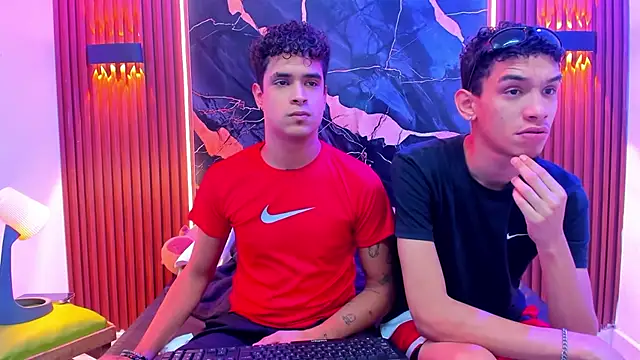 Snapshot of Lucky_boys__X chatting on 02-28-26, 07:13 Lucky boys X online show from 02-28-26, 07:13