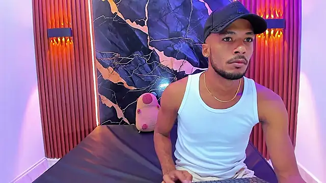 Snapshot of Lucky_boys__X chatting on 09-18-25, 11:46 Lucky boys X online show from 09-18-25, 11:46