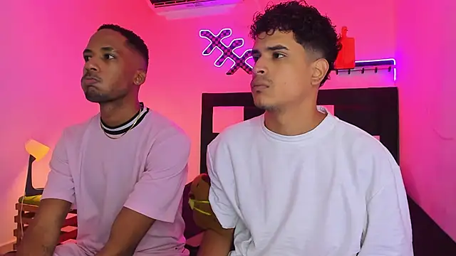 Snapshot of Lucky_boys__X chatting on 10-23-25, 11:53 Lucky boys X online show from 10-23-25, 11:53