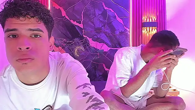 Snapshot of Lucky_boys__X chatting on 09-30-25, 11:38 Lucky boys X online show from 09-30-25, 11:38