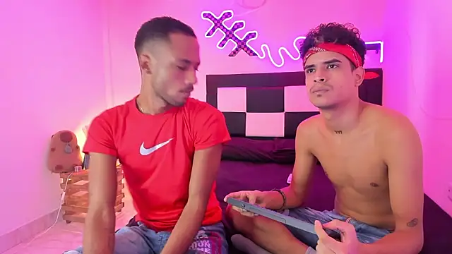 Snapshot of Lucky_boys__X chatting on 09-28-25, 12:01 Lucky boys X online show from 09-28-25, 12:01