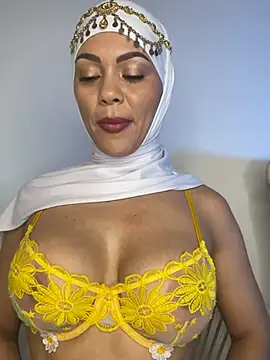  hafsa  online show from 01-10-26, 06:36