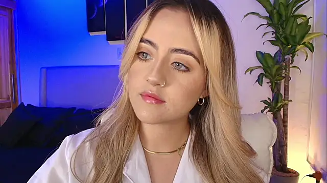 MaryMoon  online show from 11-15-25, 02:37