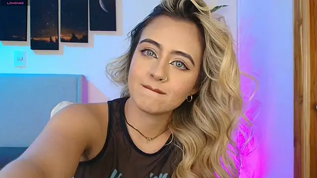 MaryMoon  online show from 02-01-26, 01:26